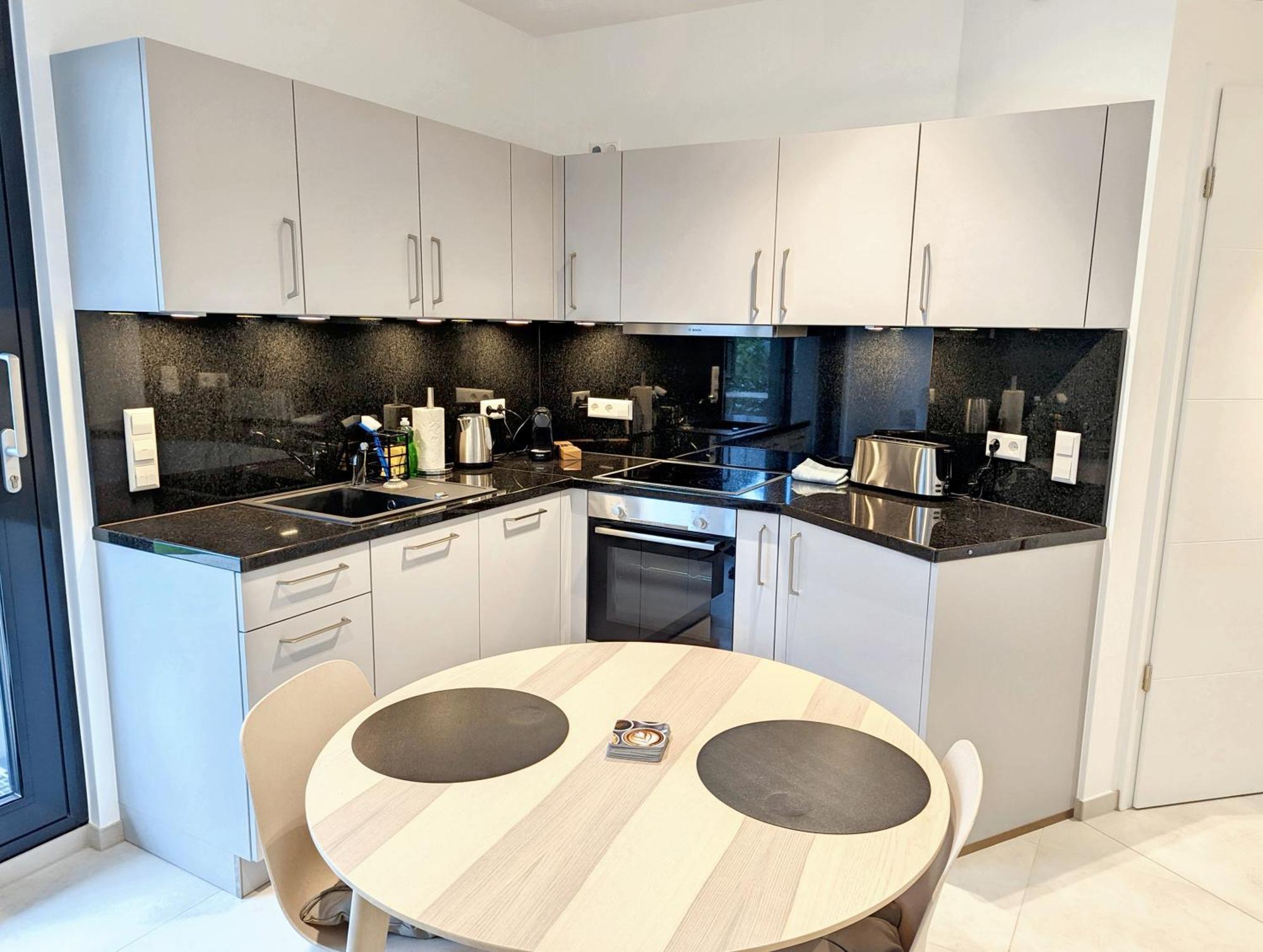 Belair New 1br W/ Balcony+garage Apartamento Luxemburgo